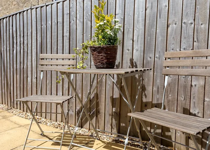 Beautiful Honeycomb Cottage In Heart Of Cotswolds